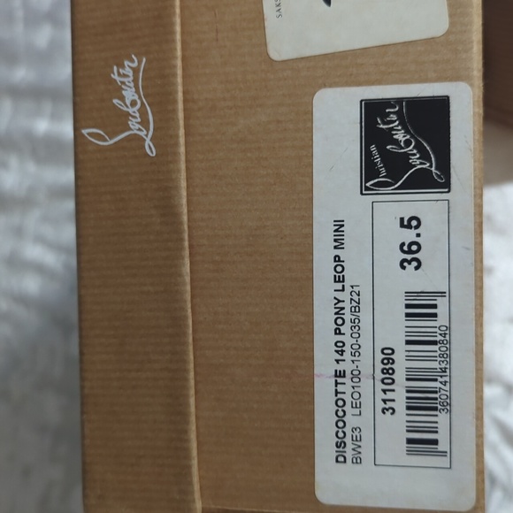 Christian Louboutin heels - Picture 3 of 5